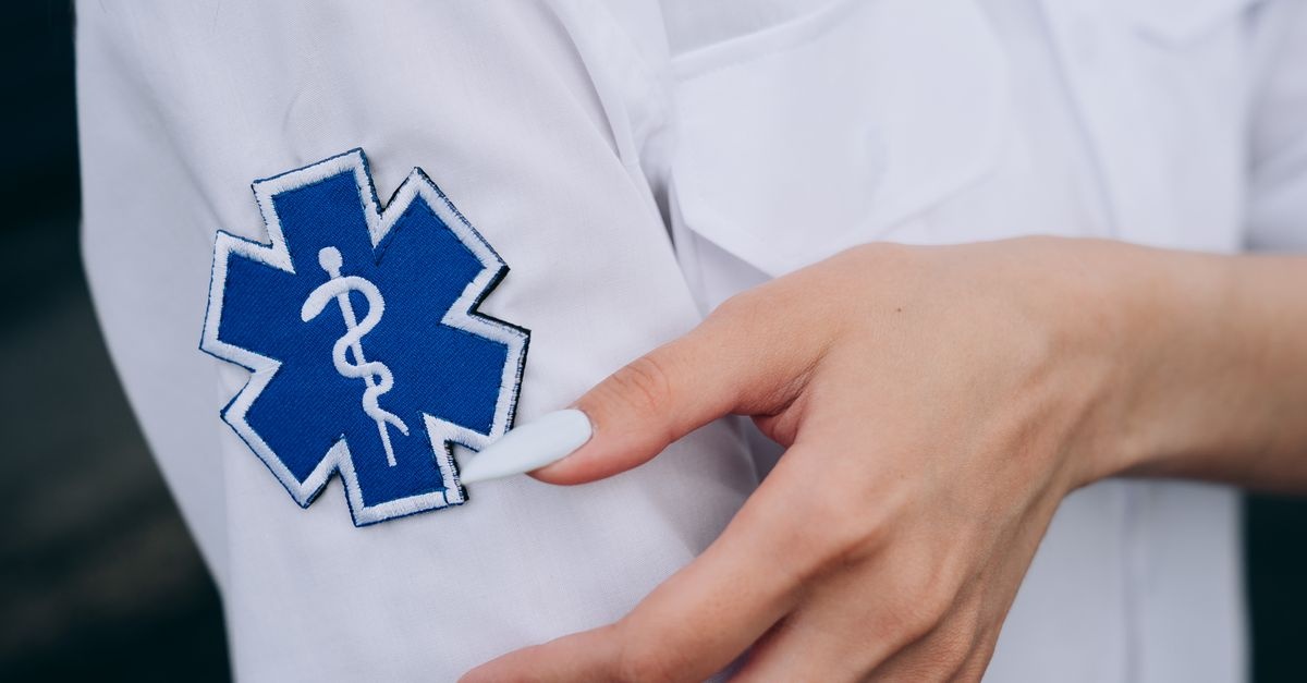 Jak przetrwać atak kamicy żółciowej: pierwsza pomoc krok po kroku i szybkie sposoby ulgi